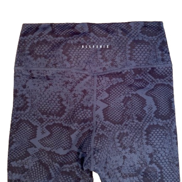 All Fenix Anthropologie 7/8 Navy Snake Leggings - M - Picture 8 of 9